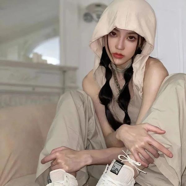 荷索的自画像